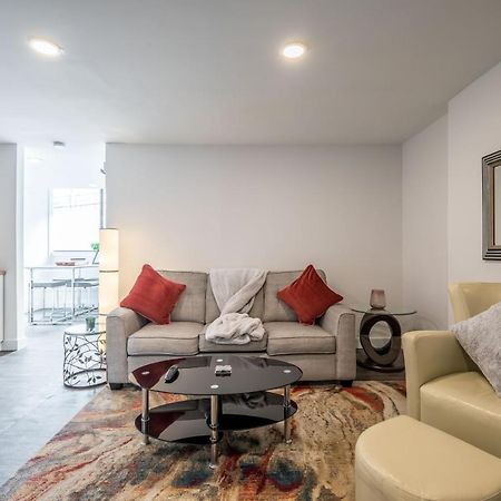 Modern Contemporary 2 Bedroom Suite Halifax Esterno foto
