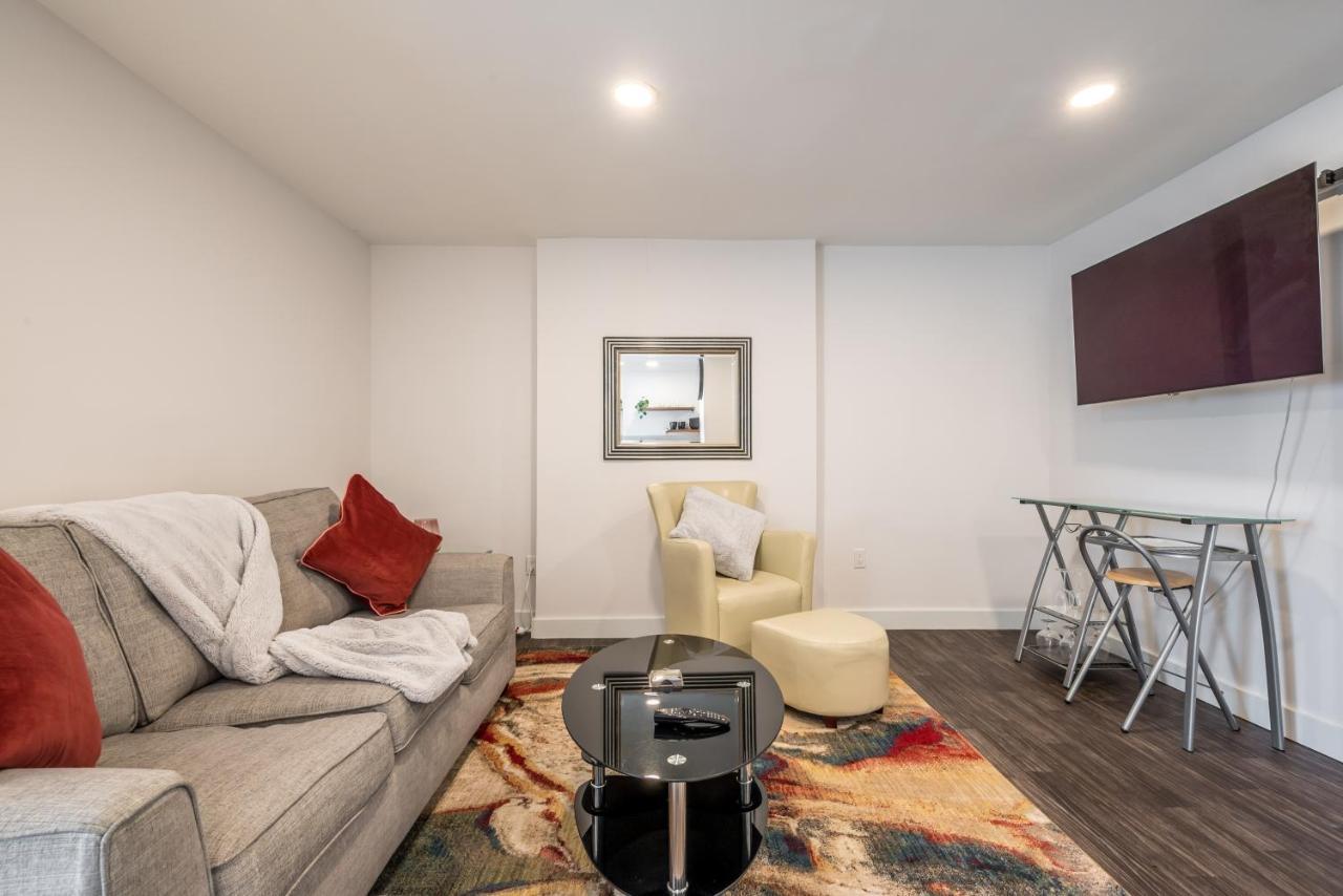 Modern Contemporary 2 Bedroom Suite Halifax Esterno foto