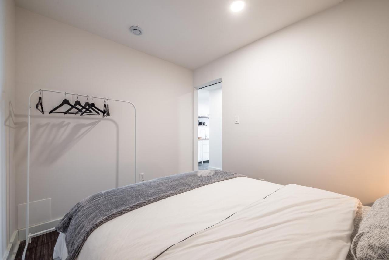 Modern Contemporary 2 Bedroom Suite Halifax Esterno foto