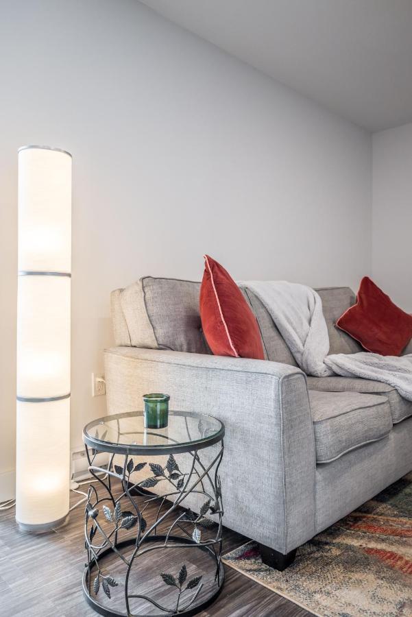 Modern Contemporary 2 Bedroom Suite Halifax Esterno foto